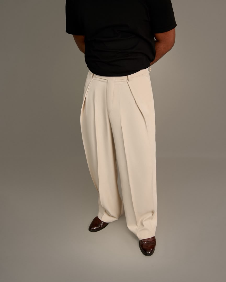 Ivory pleat trouser